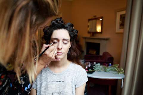 Leeanne Murdie Makeup photo